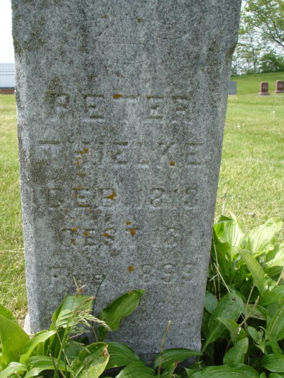 Peter Thielke Headstone